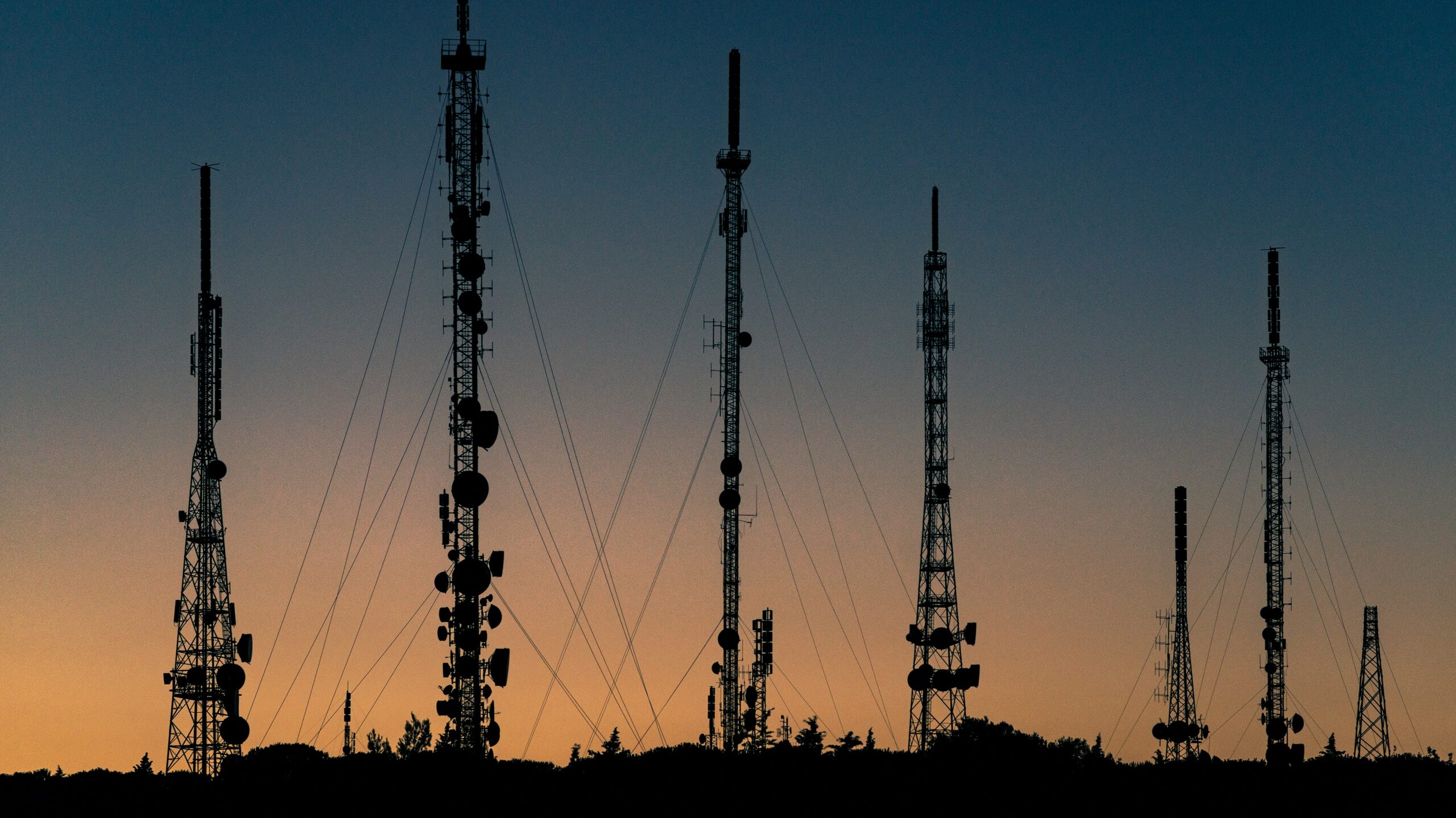 Exploiting the 5G mm-wave potential for improved performance and efficiency 